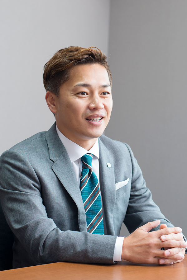 代表取締役