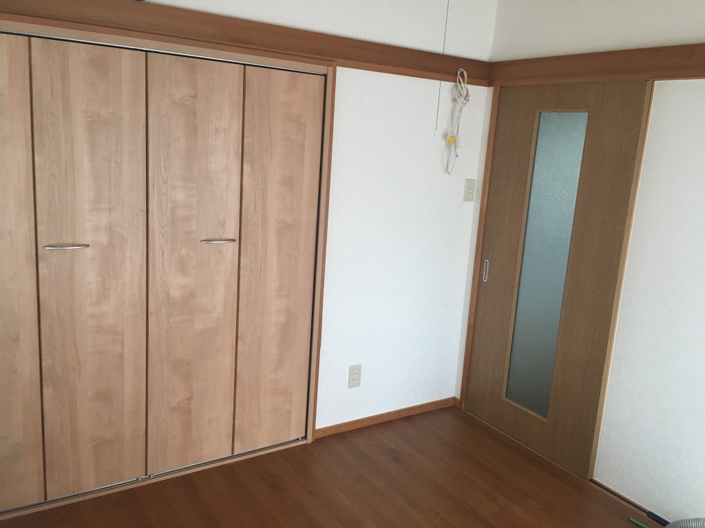 【山梨 リフォーム】玄関ドア・和室修繕工事AFTER画像