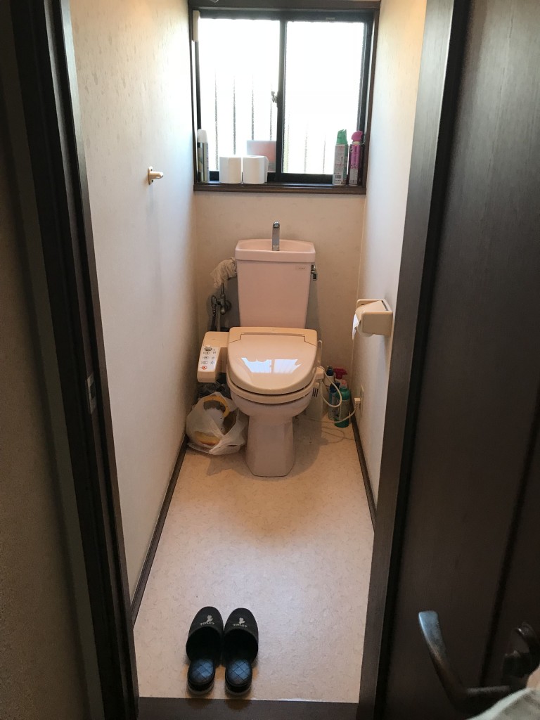 【山梨 リフォーム】　トイレ改修工事BEFORE画像