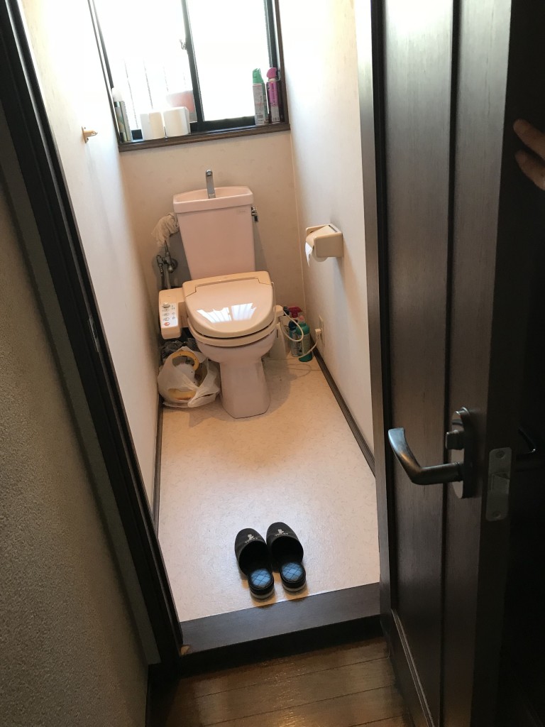 【山梨 リフォーム】　トイレ改修工事BEFORE画像