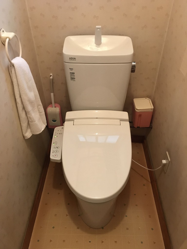 【山梨 リフォーム】トイレ・浴室水栓取替工事AFTER画像