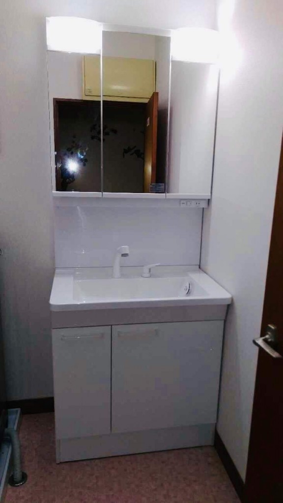 【山梨リフォーム】トイレ・洗面化粧台取付工事AFTER画像