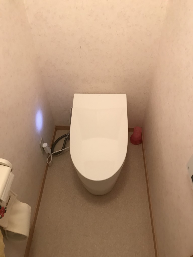 【山梨リフォーム】トイレ取替工事_TOTO_ネオレストAFTER画像