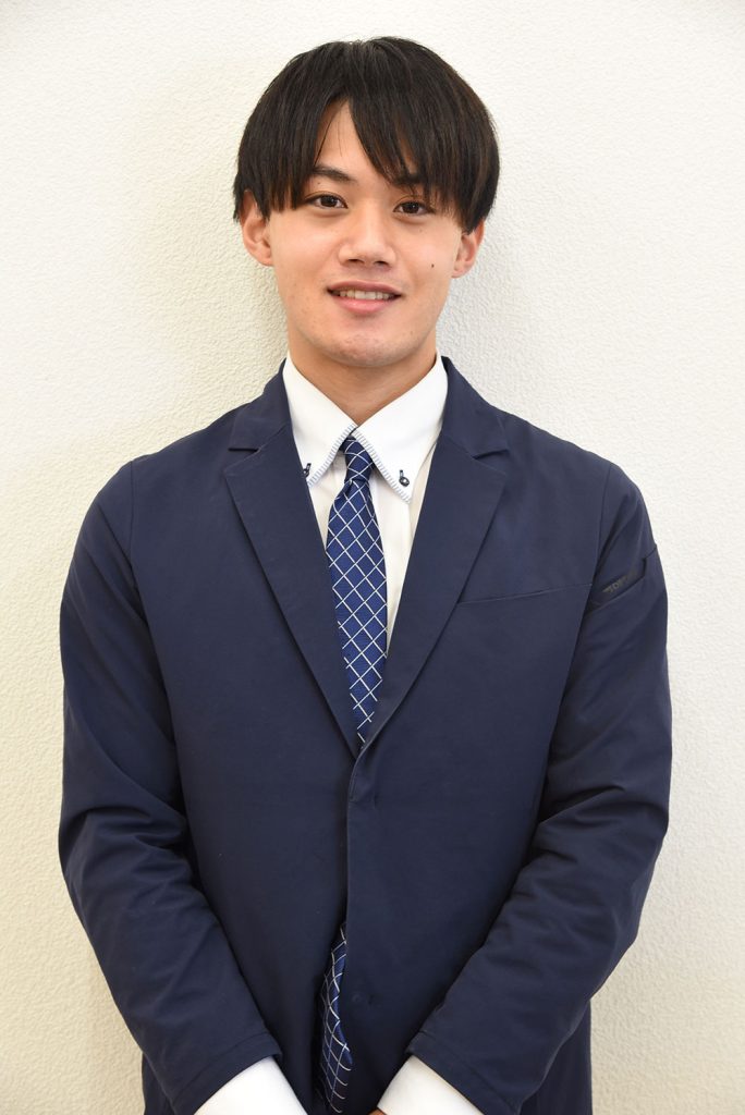 飯野 大輔