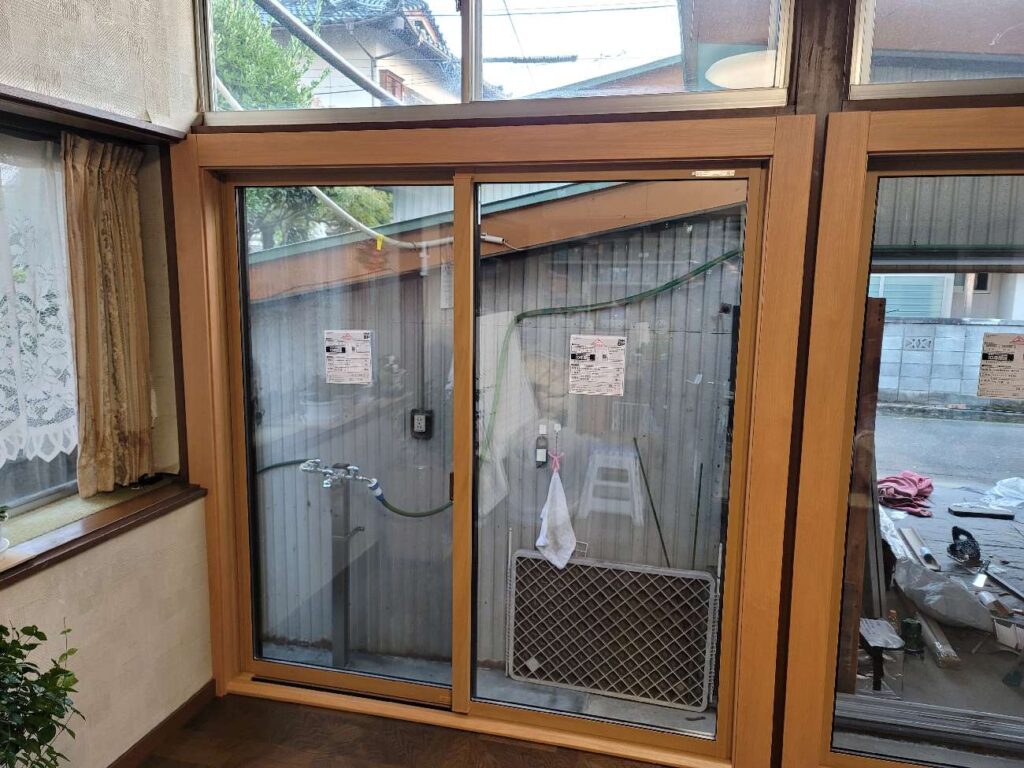 【山梨リフォーム】窓・給湯器取替工事AFTER画像