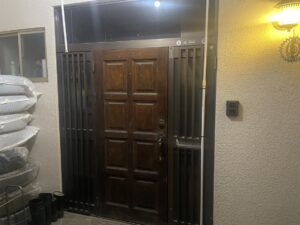 [山梨×玄関ドア］玄関リシェントドア施工事例！！！山梨のリフォーム会社が施工事例も一緒にご紹介！