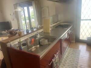 [山梨×キッチンパネル］キッチンパネル貼り施工事例！！！山梨のリフォーム会社が施工事例も一緒にご紹介！