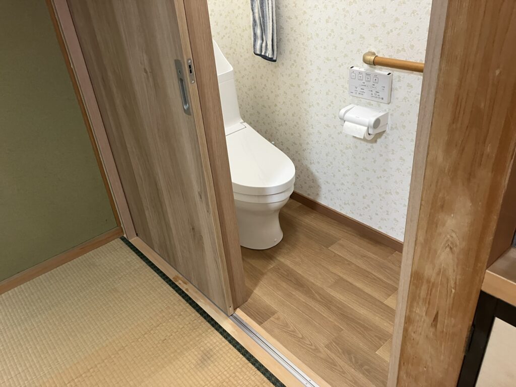 [韮崎市 リフォーム]キッチン・トイレ取り替え工事AFTER画像