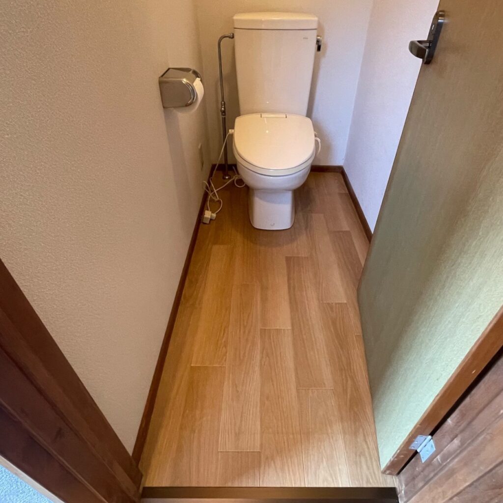 [山梨県]トイレ床改修工事AFTER画像