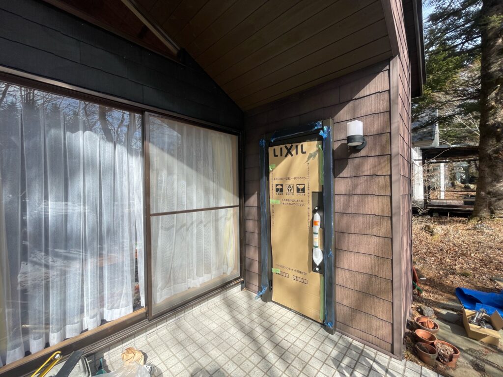 [山梨県]玄関ドア取替工事AFTER画像