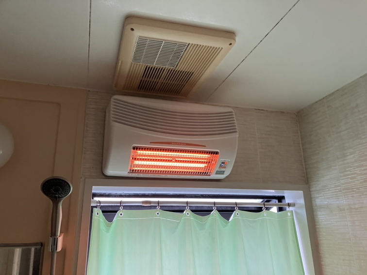 【南アルプス市の浴室暖房リフォーム】冬のお風呂が寒い！浴室暖房を取り付けた施工事例AFTER画像