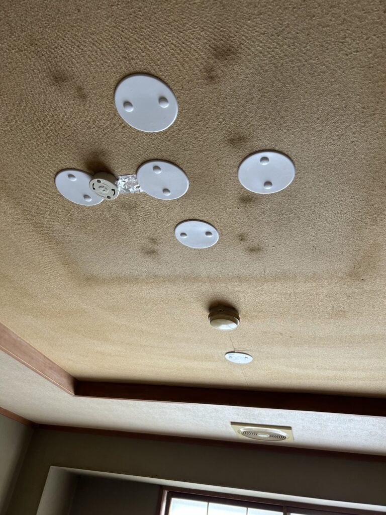 [甲府市]ホテル温泉客室天井穴埋め工事AFTER画像