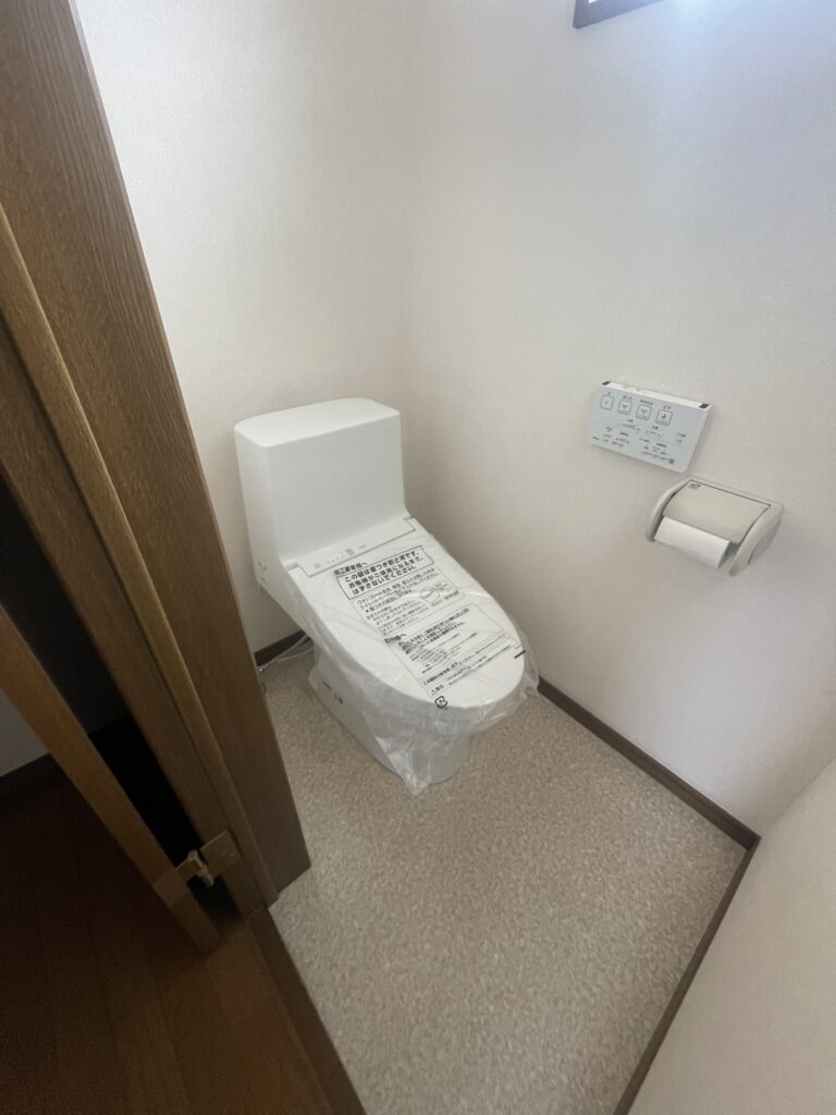 [市川三郷町]トイレ取替工事AFTER画像