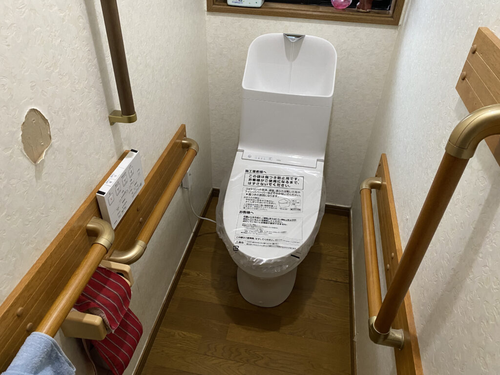 [南アルプス市]トイレ取替工事AFTER画像