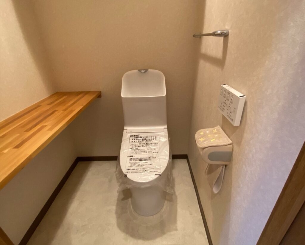 [甲府市]トイレ取替工事他AFTER画像