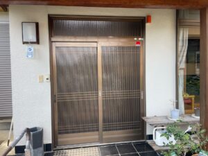 [山梨×玄関］玄関ドア（引戸）取替！！！山梨のリフォーム会社が施工事例も一緒にご紹介！